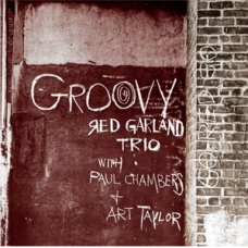 RED GARLAN -TRIO-:GROOVY + 4 (EDIC. POLL WINNERS)           